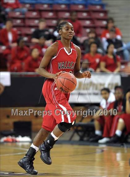 Thumbnail 3 in Vallejo vs. St. Francis (CIF SJS D2 Final) photogallery.