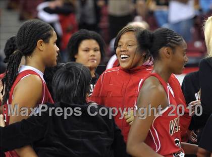 Thumbnail 1 in Vallejo vs. St. Francis (CIF SJS D2 Final) photogallery.