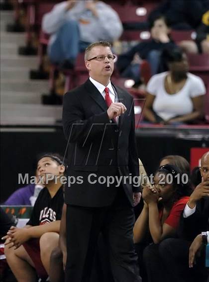 Thumbnail 3 in Vallejo vs. St. Francis (CIF SJS D2 Final) photogallery.