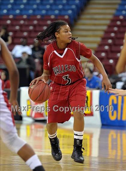 Thumbnail 2 in Vallejo vs. St. Francis (CIF SJS D2 Final) photogallery.