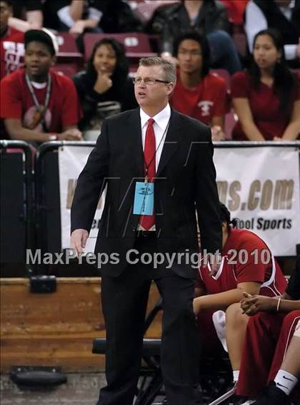 Thumbnail 2 in Vallejo vs. St. Francis (CIF SJS D2 Final) photogallery.