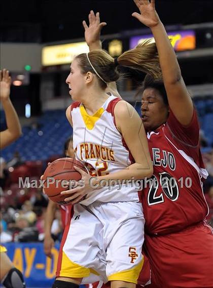 Thumbnail 1 in Vallejo vs. St. Francis (CIF SJS D2 Final) photogallery.