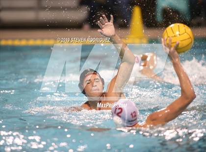 Thumbnail 1 in Oakdale vs. Tulare Western (CIF D3 Norcal Regional Playoff) photogallery.