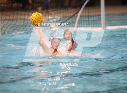 Thumbnail 3 in Oakdale vs. Tulare Western (CIF D3 Norcal Regional Playoff) photogallery.