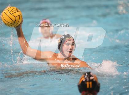 Thumbnail 1 in Oakdale vs. Tulare Western (CIF D3 Norcal Regional Playoff) photogallery.