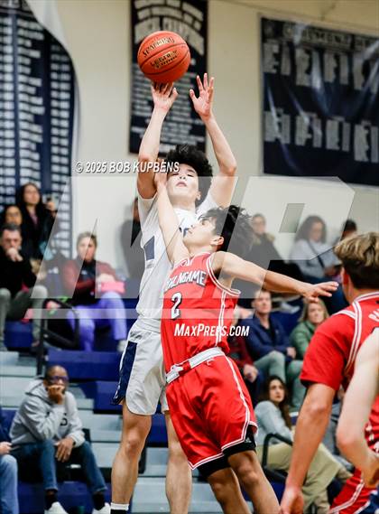 Thumbnail 2 in Burlingame @ Carlmont photogallery.