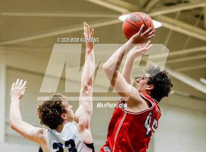 Thumbnail 3 in Burlingame @ Carlmont photogallery.