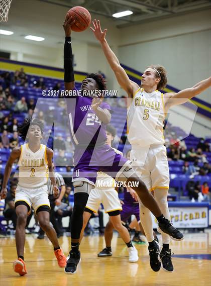 Thumbnail 2 in University vs. Crandall (UIL 5A Bi-District) photogallery.