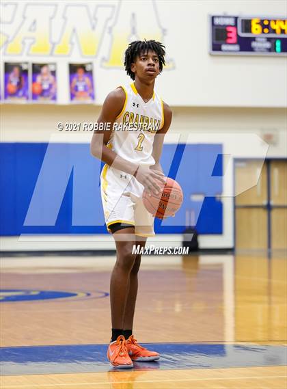 Thumbnail 1 in University vs. Crandall (UIL 5A Bi-District) photogallery.