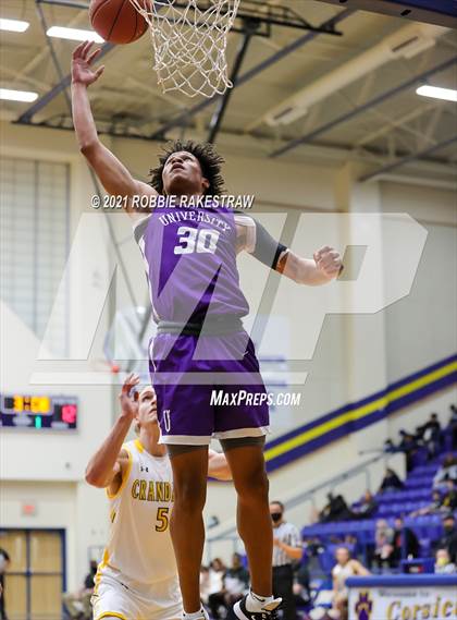 Thumbnail 1 in University vs. Crandall (UIL 5A Bi-District) photogallery.