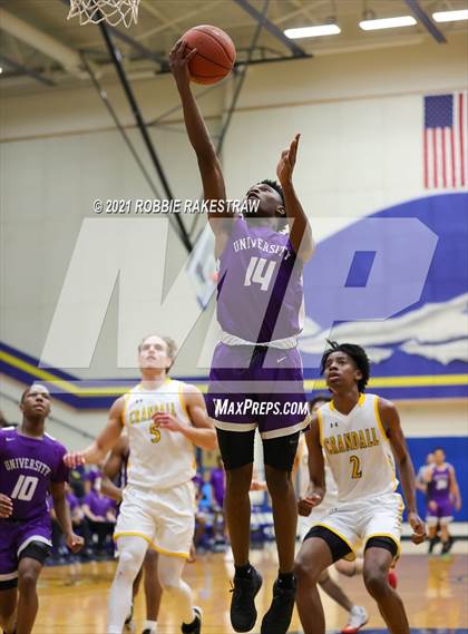 Thumbnail 1 in University vs. Crandall (UIL 5A Bi-District) photogallery.