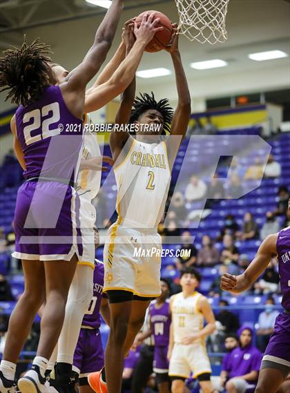 Thumbnail 3 in University vs. Crandall (UIL 5A Bi-District) photogallery.