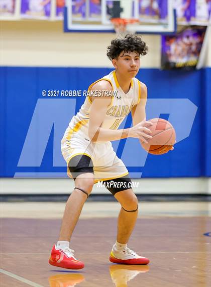 Thumbnail 1 in University vs. Crandall (UIL 5A Bi-District) photogallery.