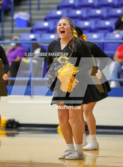 Thumbnail 2 in University vs. Crandall (UIL 5A Bi-District) photogallery.