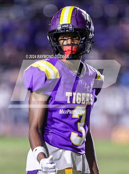 Thumbnail 2 in Clovis East @ Lemoore photogallery.