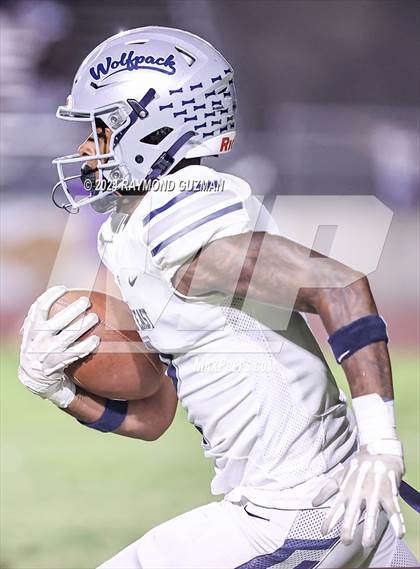 Thumbnail 1 in Clovis East @ Lemoore photogallery.