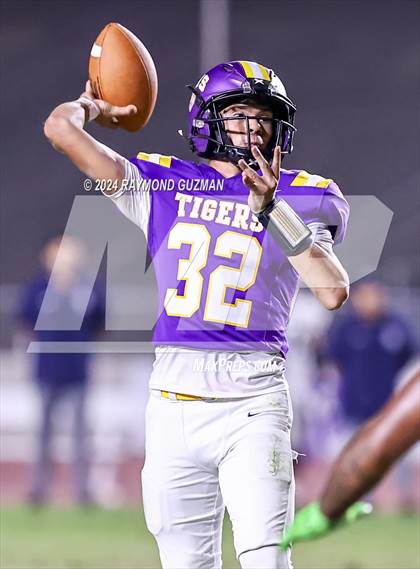 Thumbnail 3 in Clovis East @ Lemoore photogallery.