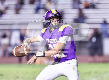 Thumbnail 1 in Clovis East @ Lemoore photogallery.