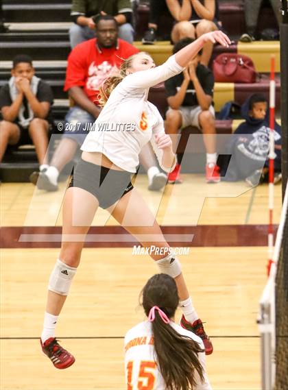 Thumbnail 2 in Corona del Sol @ Mountain Pointe photogallery.