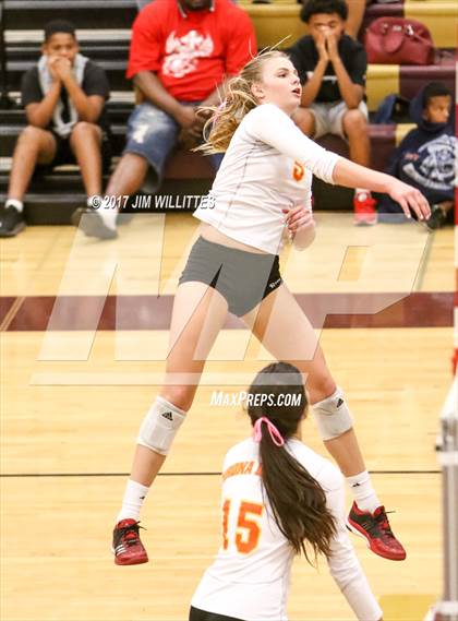 Thumbnail 3 in Corona del Sol @ Mountain Pointe photogallery.