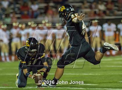 Thumbnail 3 in Bergen Catholic @ Archbishop Wood photogallery.