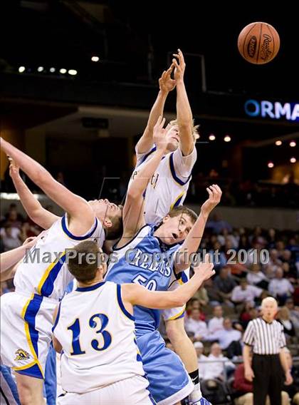 Thumbnail 3 in Boone County @ Newport Central Catholic (Ninth Region Quarterfinals) photogallery.
