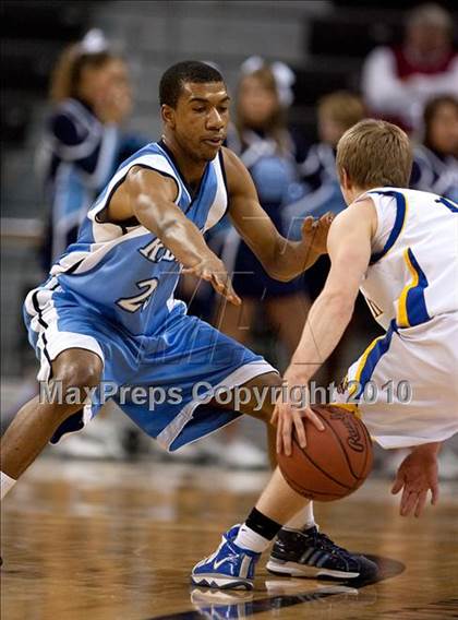 Thumbnail 3 in Boone County @ Newport Central Catholic (Ninth Region Quarterfinals) photogallery.