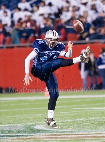 Thumbnail 3 in Marshfield vs. Dracut (MIAA Division 1A East Final) photogallery.