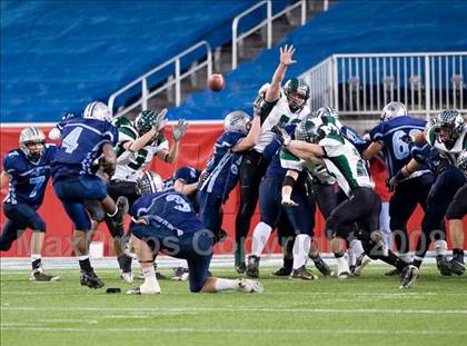 Thumbnail 2 in Marshfield vs. Dracut (MIAA Division 1A East Final) photogallery.