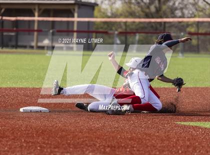 Thumbnail 1 in St. Henry @ Beechwood photogallery.