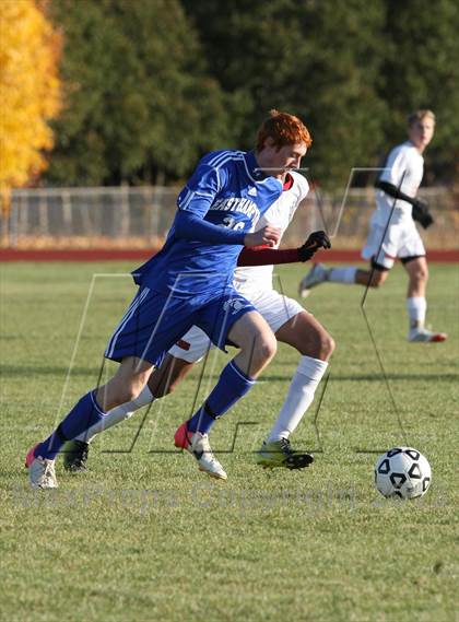 Thumbnail 1 in Cromwell vs East Hampton (CIAC Class S Quarterfinal) photogallery.