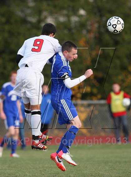 Thumbnail 3 in Cromwell vs East Hampton (CIAC Class S Quarterfinal) photogallery.