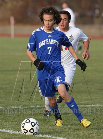 Thumbnail 2 in Cromwell vs East Hampton (CIAC Class S Quarterfinal) photogallery.