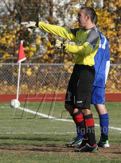 Thumbnail 3 in Cromwell vs East Hampton (CIAC Class S Quarterfinal) photogallery.