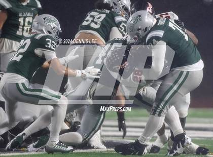 Thumbnail 3 in De La Salle vs. Pittsburg (CIF NCS Open Final) photogallery.