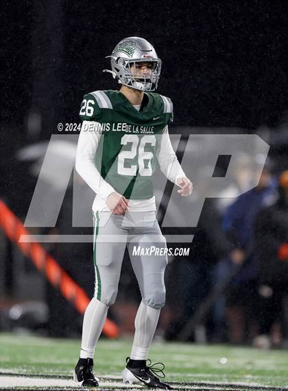 Thumbnail 2 in De La Salle vs. Pittsburg (CIF NCS Open Final) photogallery.