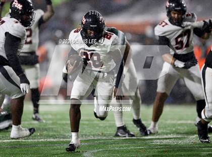 Thumbnail 3 in De La Salle vs. Pittsburg (CIF NCS Open Final) photogallery.