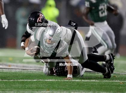 Thumbnail 1 in De La Salle vs. Pittsburg (CIF NCS Open Final) photogallery.