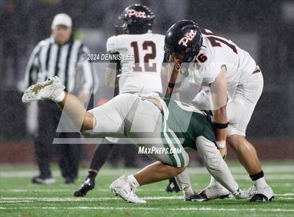 Thumbnail 2 in De La Salle vs. Pittsburg (CIF NCS Open Final) photogallery.