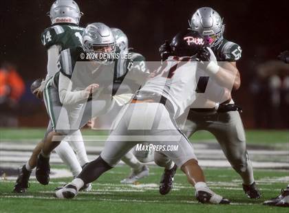 Thumbnail 2 in De La Salle vs. Pittsburg (CIF NCS Open Final) photogallery.