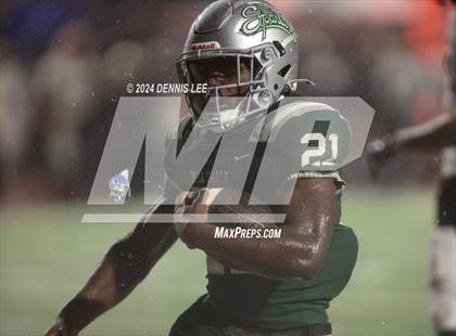 Thumbnail 2 in De La Salle vs. Pittsburg (CIF NCS Open Final) photogallery.