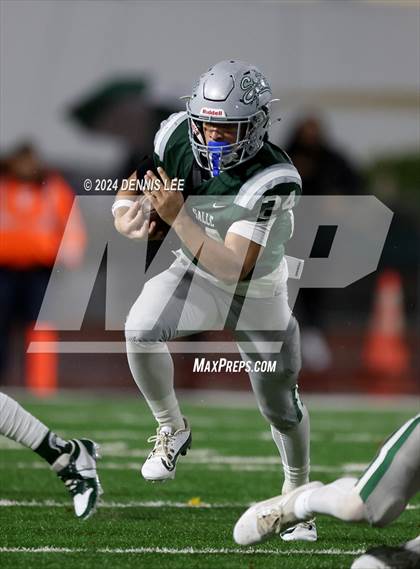 Thumbnail 1 in De La Salle vs. Pittsburg (CIF NCS Open Final) photogallery.