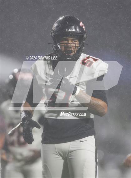 Thumbnail 1 in De La Salle vs. Pittsburg (CIF NCS Open Final) photogallery.