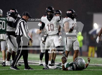 Thumbnail 2 in De La Salle vs. Pittsburg (CIF NCS Open Final) photogallery.