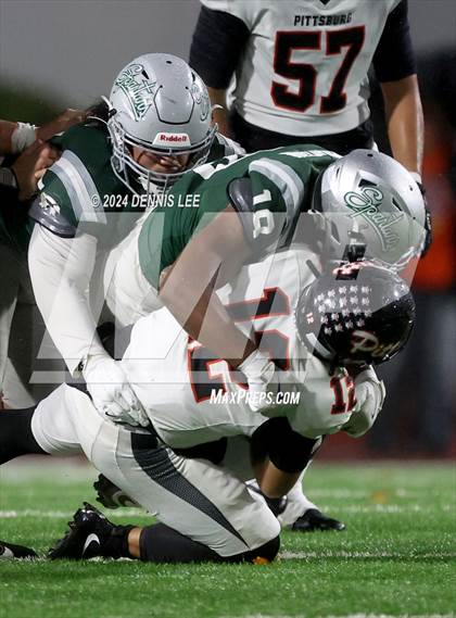 Thumbnail 1 in De La Salle vs. Pittsburg (CIF NCS Open Final) photogallery.