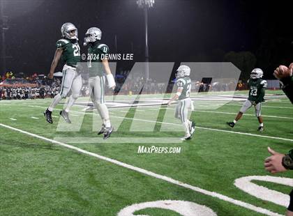 Thumbnail 1 in De La Salle vs. Pittsburg (CIF NCS Open Final) photogallery.