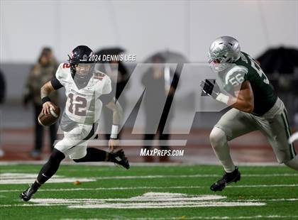 Thumbnail 3 in De La Salle vs. Pittsburg (CIF NCS Open Final) photogallery.