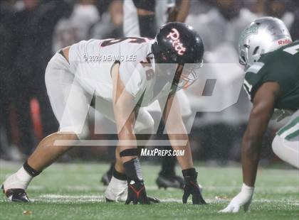 Thumbnail 3 in De La Salle vs. Pittsburg (CIF NCS Open Final) photogallery.