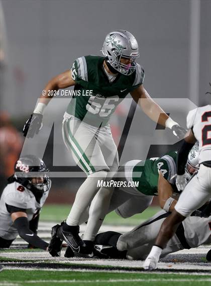 Thumbnail 3 in De La Salle vs. Pittsburg (CIF NCS Open Final) photogallery.
