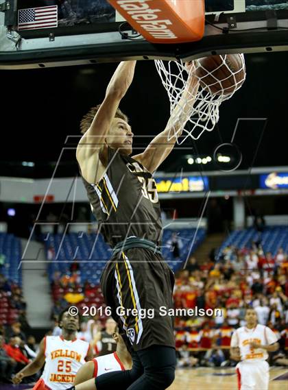 Thumbnail 1 in Berkeley vs Crespi (CIF State D1 Final) photogallery.